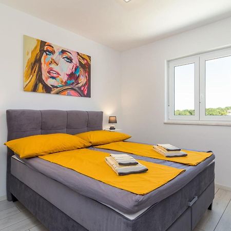 Penthouse Apartment Sax メドゥリン エクステリア 写真