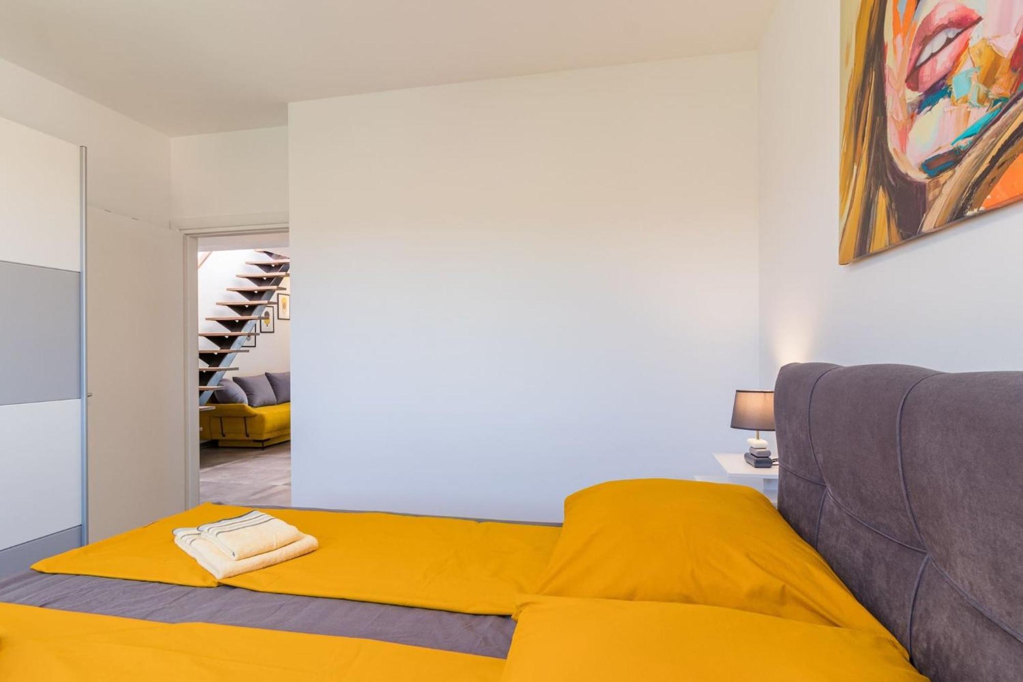 Penthouse Apartment Sax メドゥリン エクステリア 写真