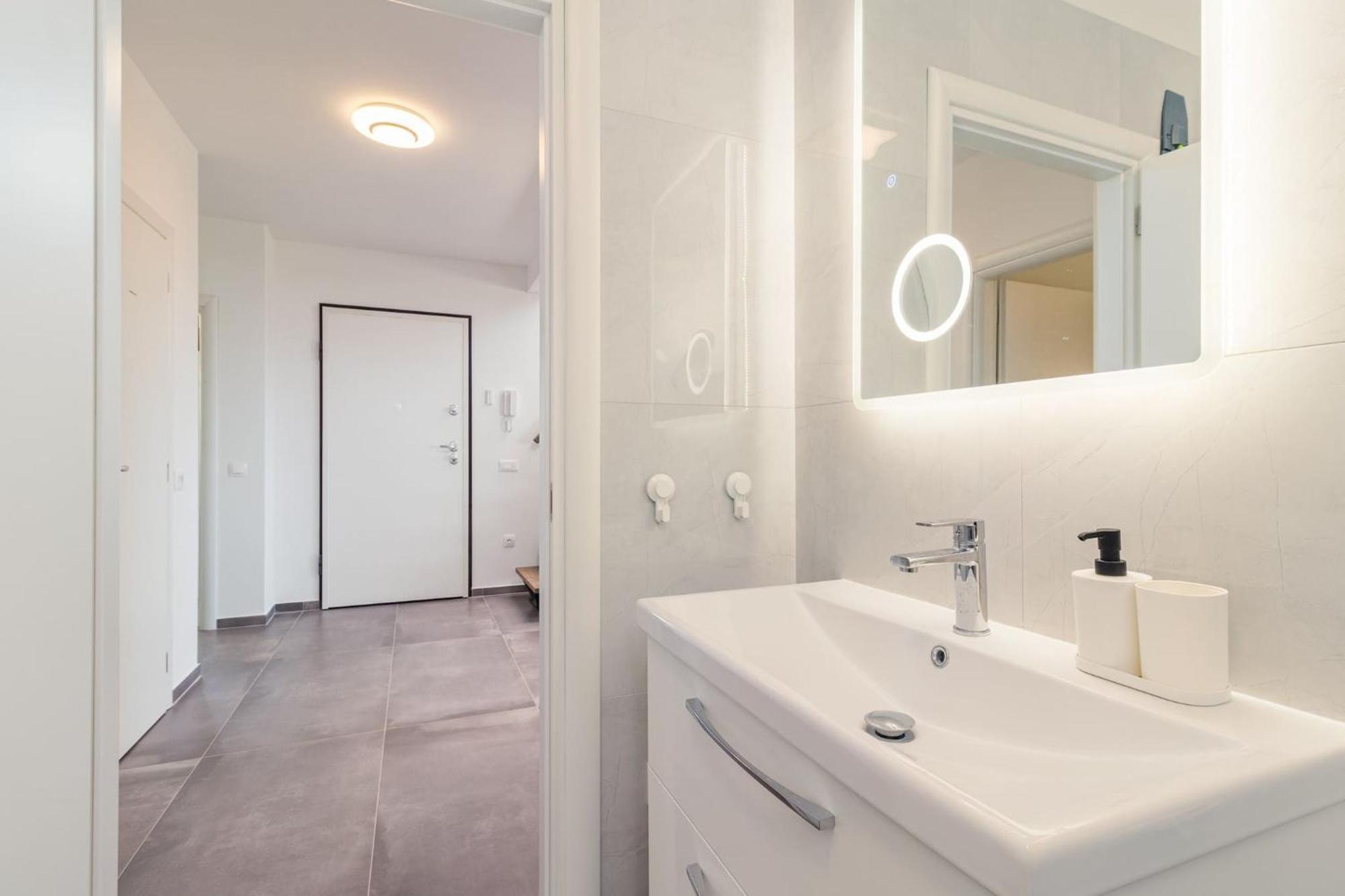Penthouse Apartment Sax メドゥリン エクステリア 写真