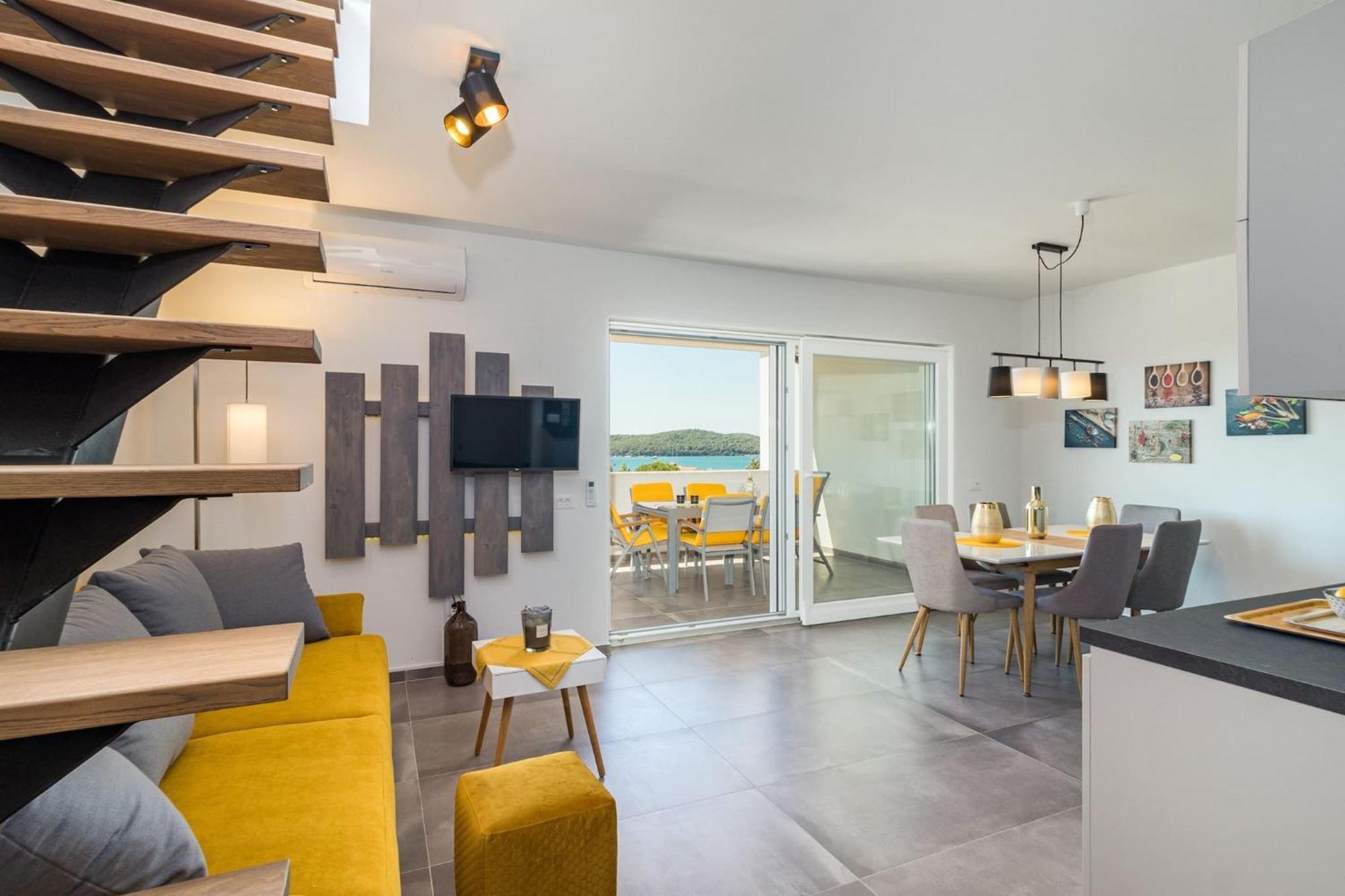 Penthouse Apartment Sax メドゥリン エクステリア 写真